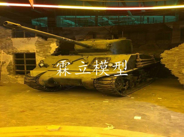 蘇州華誼電影主題樂園定制坦克模型